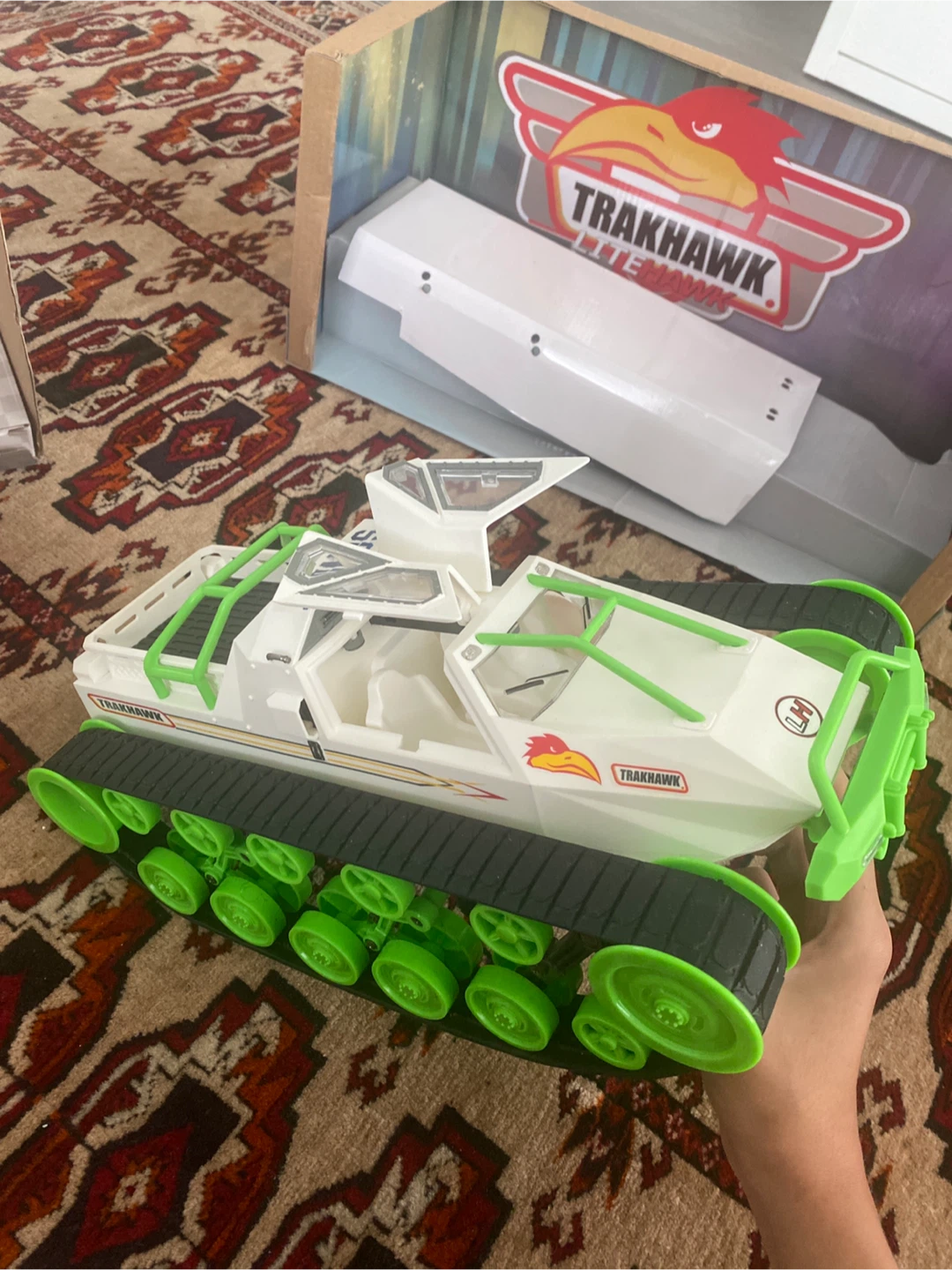 LiteHawk TrakHawk Remote Control Tank - White/Green - photo 2