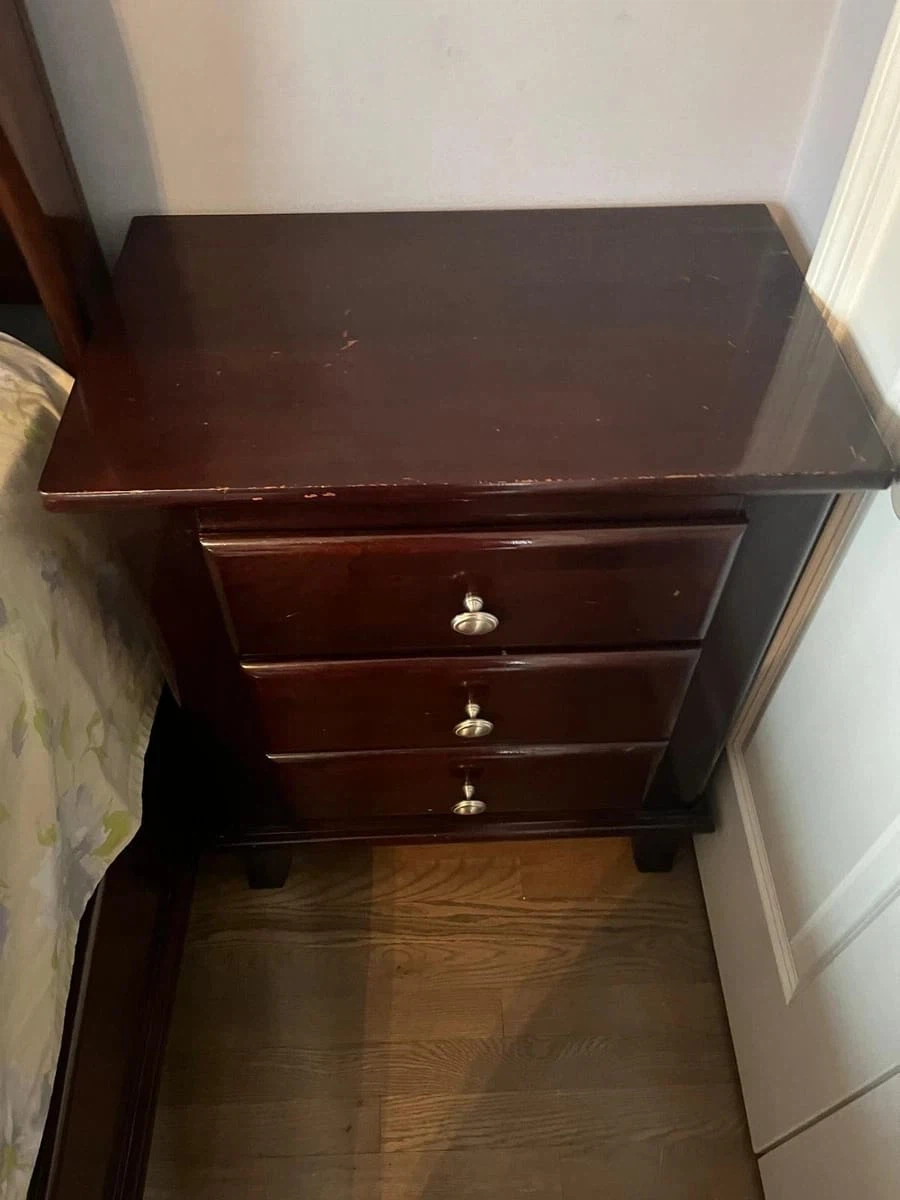 Queen size bedroom set - photo 5