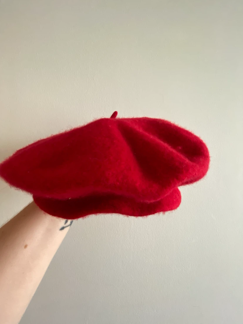 Red Beret - photo 2
