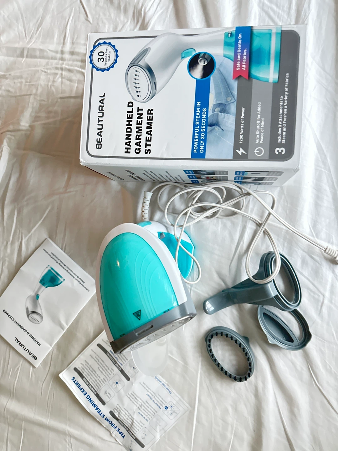 BEAUTURAL Handheld Garment Steamer lid stuck inside