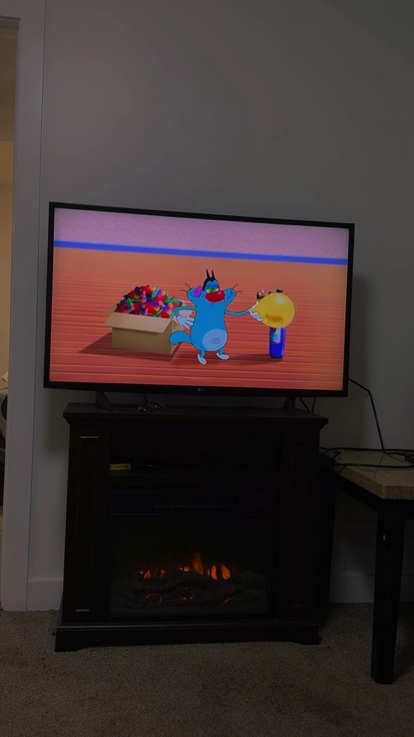 LG TV - photo 2