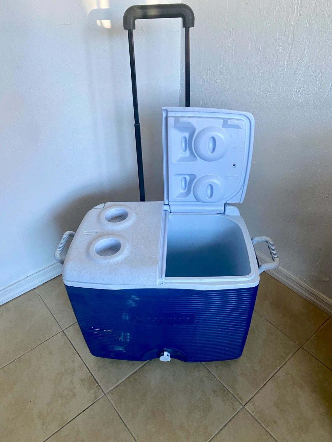 45 Quart Wheeled Cooler - photo 2