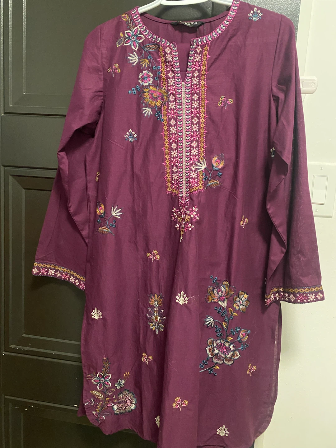New (unused) Limelight Embroidered Kurti and Pants Set - XS