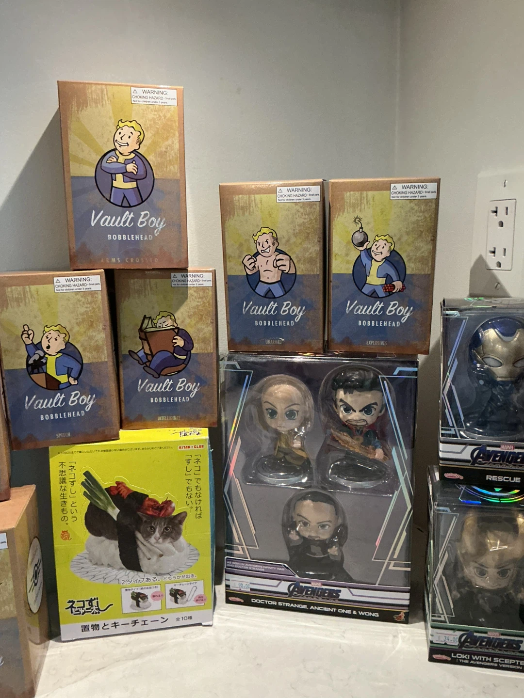 Pop Culture Figures - photo 3
