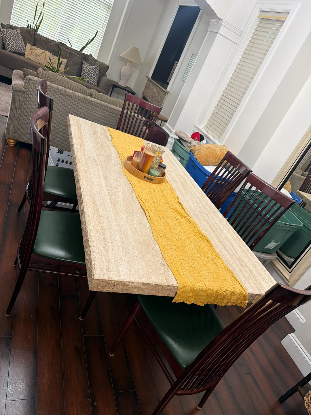 Travertine Dining Table with Pedestal Base - photo 4