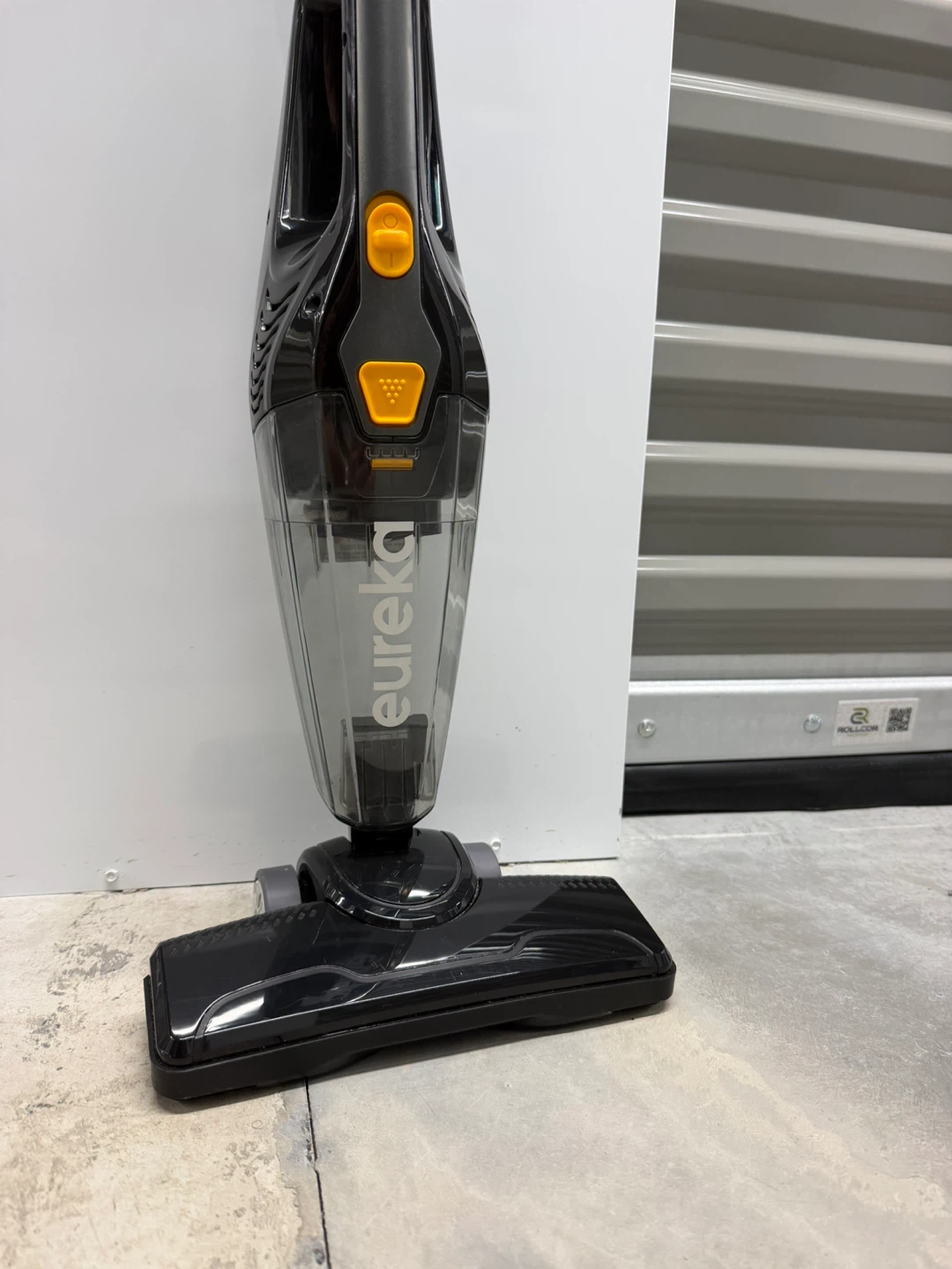 Eureka Vacuum Cleaner - photo 4