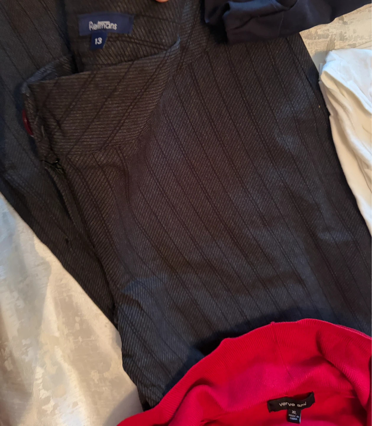 Bag Full of Women’s Clothes – Sizes L–XL - photo 4