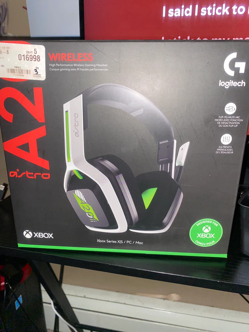 Logitech Astro A20 Wireless Gaming Headset for Xbox/PC