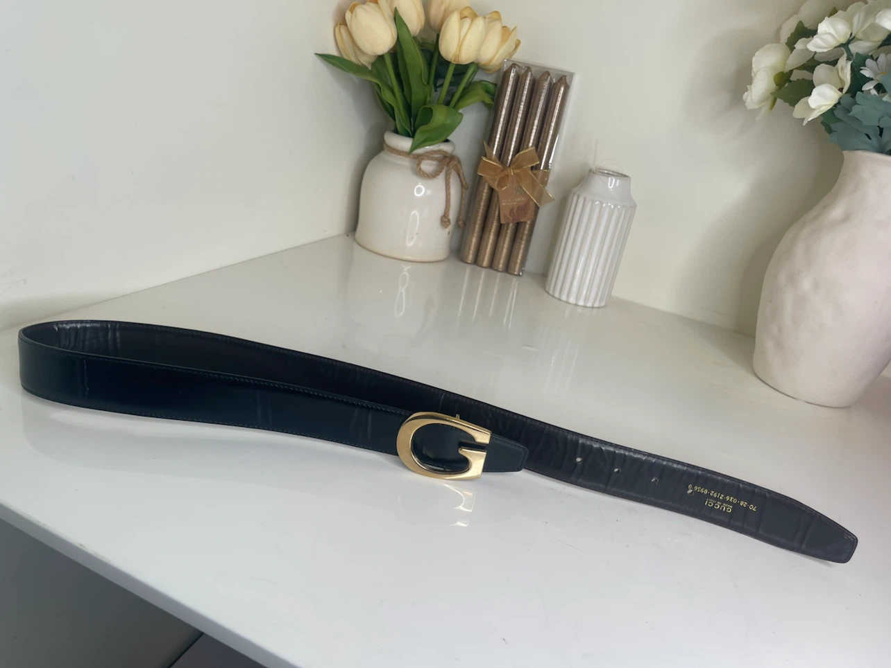 Gucci Black Leather Belt with Gold G Buckle - photo 2