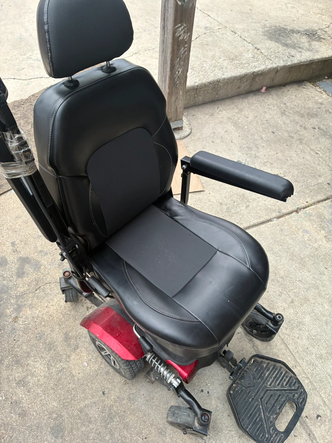 Powered wheelchair