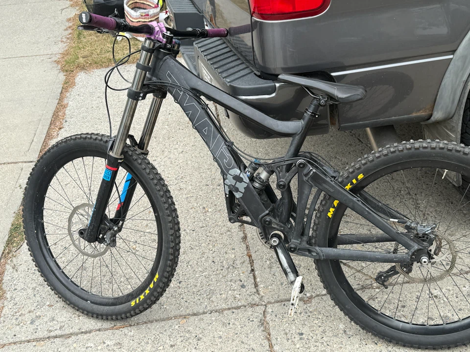 Giant Faith Full Suspension Mountain Bike - photo 5