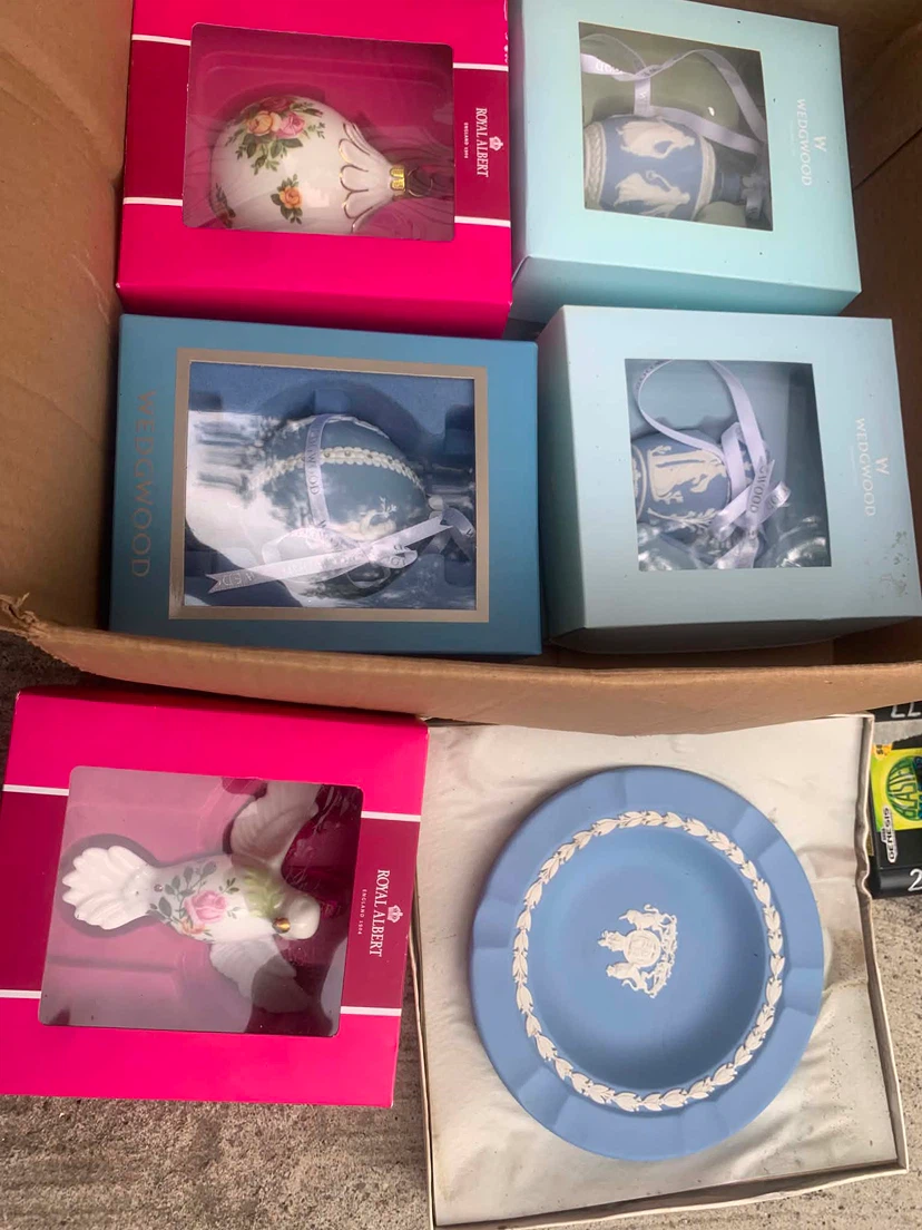 Wedgwood Ornaments and Plate Set