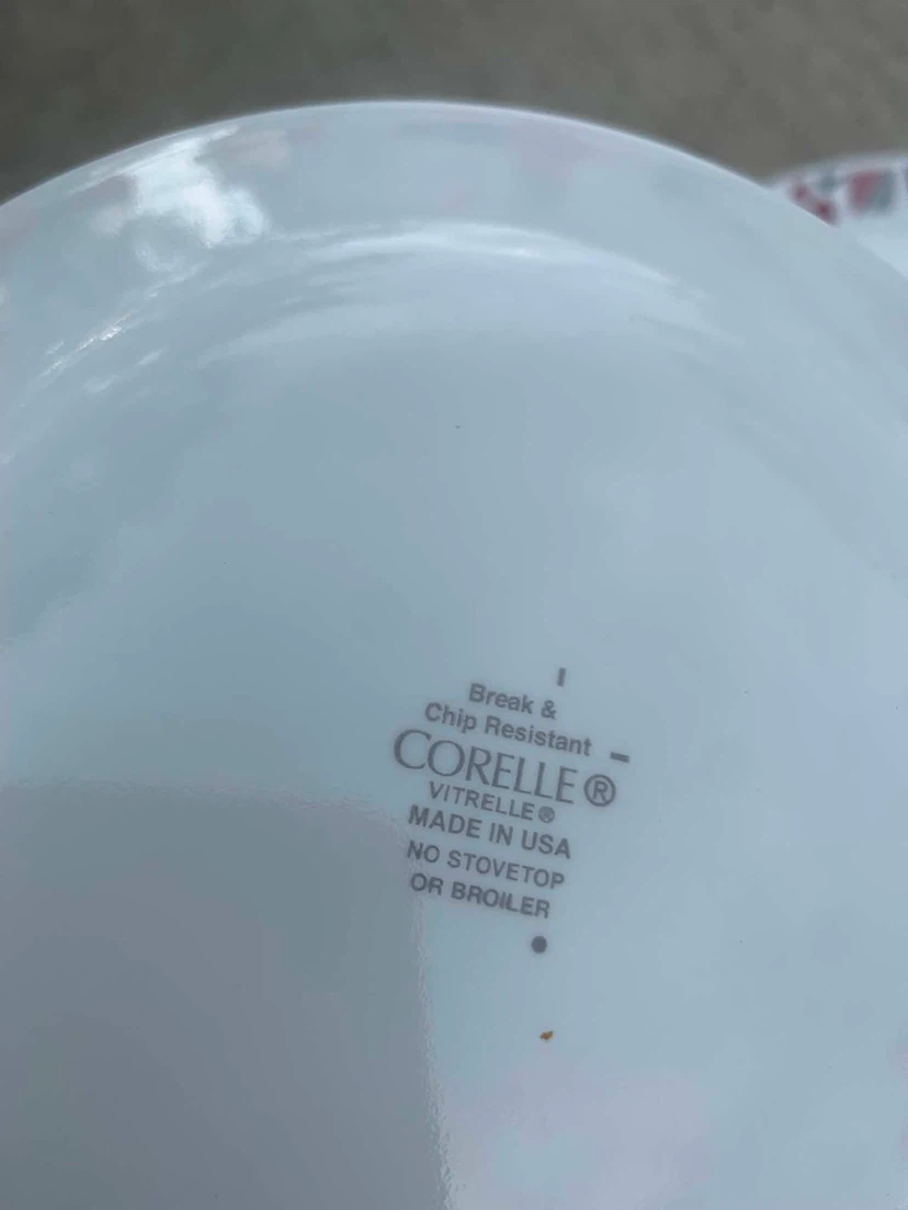 Corelle Vitrelle Plates - Set of 8 - photo 2