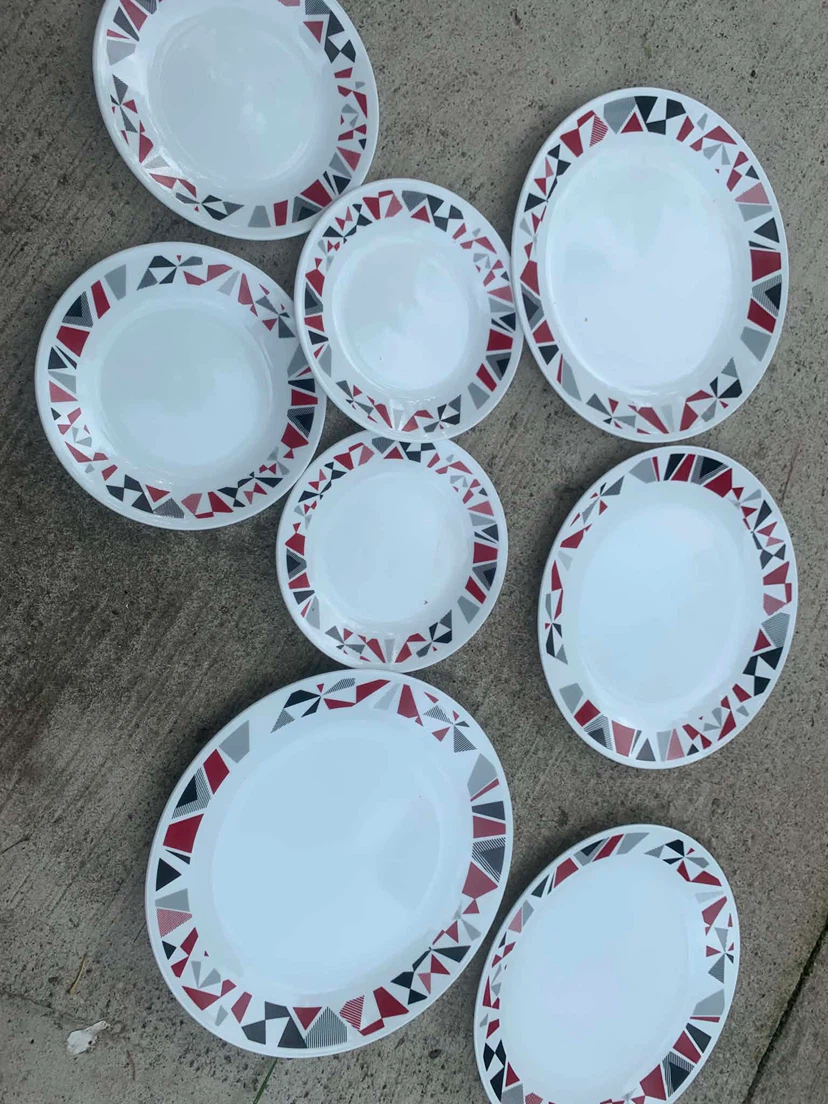Corelle Vitrelle Plates - Set of 8 - photo 3