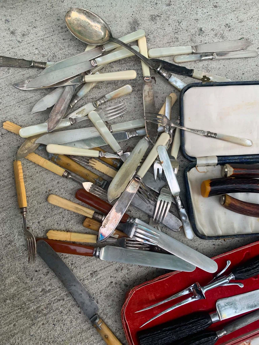 Assorted Vintage Cutlery Set - photo 3