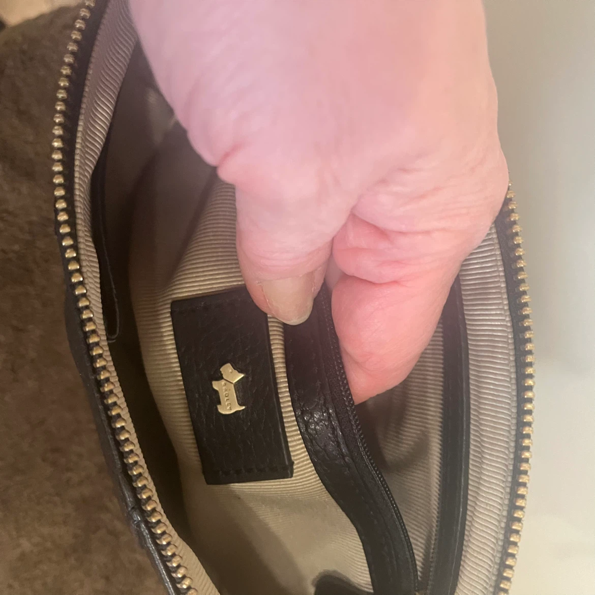Radley London Black Leather Crossbody Bag - photo 5