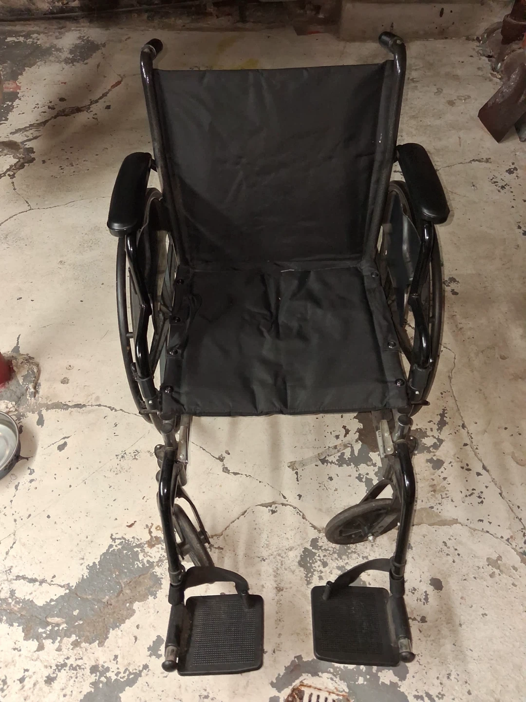 Drive Medical Wheelchair - photo 2