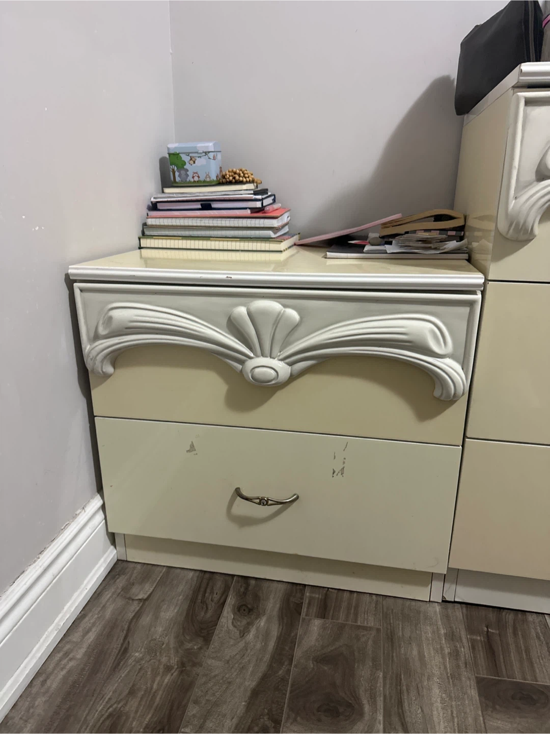 Cream Dresser with Mirror - photo 2
