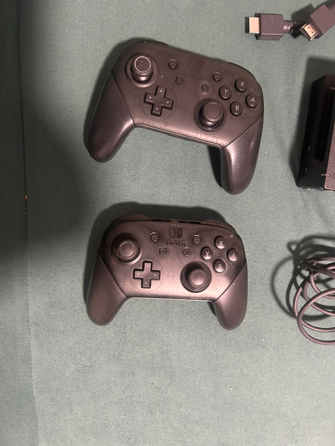 Nintendo Switch Pro Controllers, Dock & 3 Games - photo 2