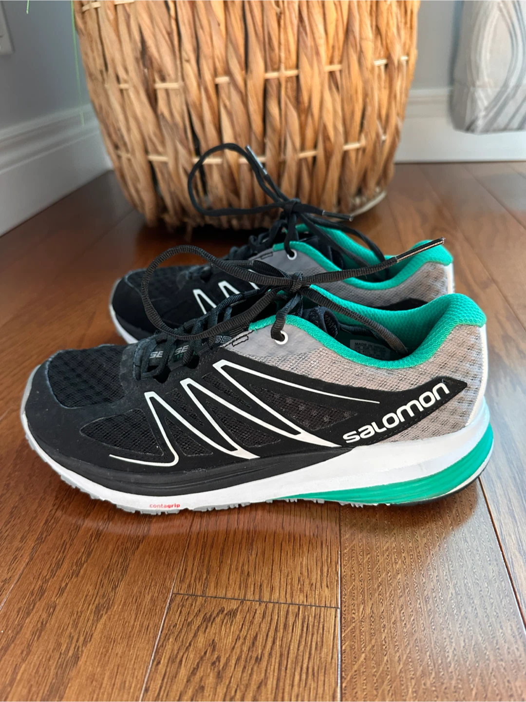Salomon Running Shoes - photo 2