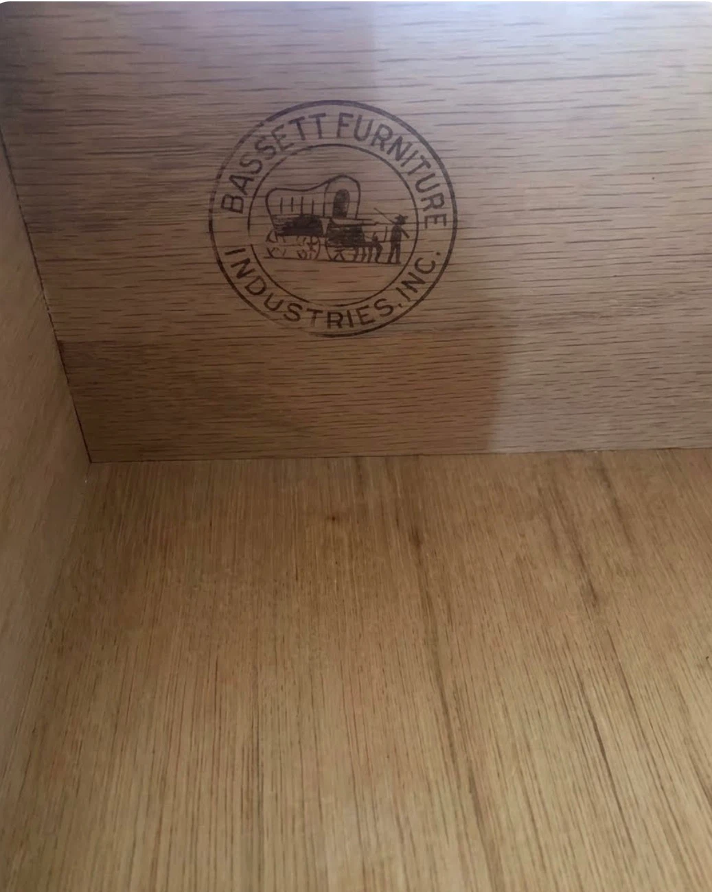 Fully refinished Bassett Furniture 4-Drawer Dresser - photo 5