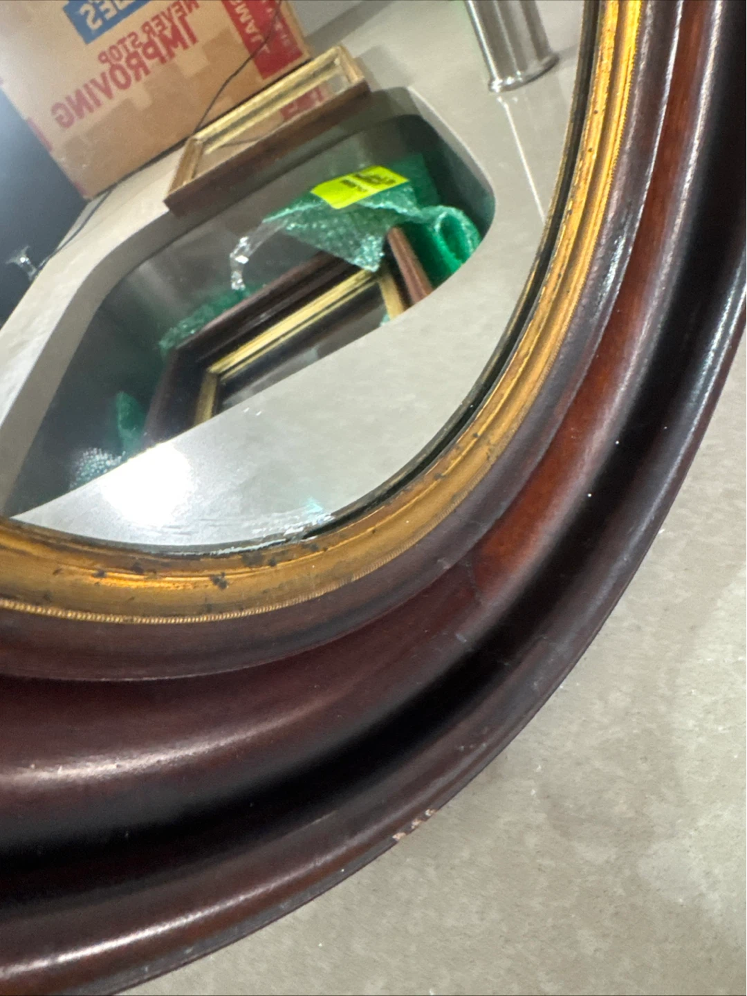 Mirror Glass Works Antique Victorian Walnut Framed Oval Display - photo 3