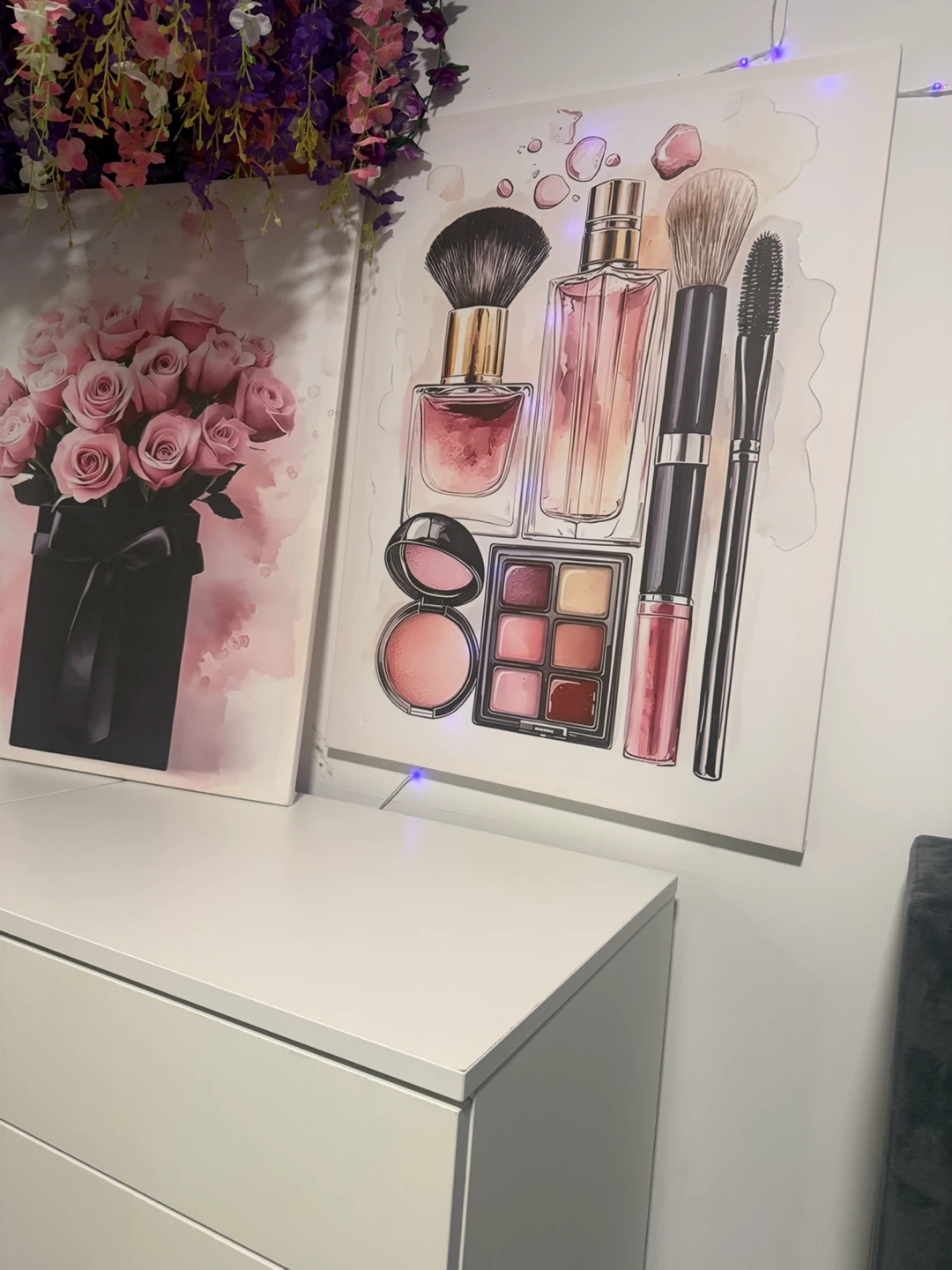 Canvas Print - Makeup and Roses