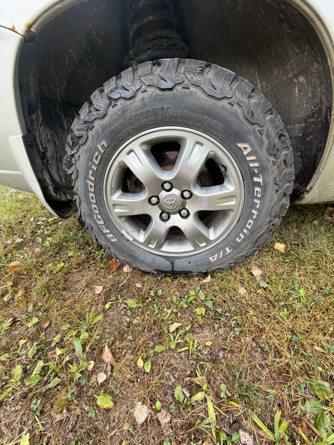 2005 Toyota Highlander - photo 2