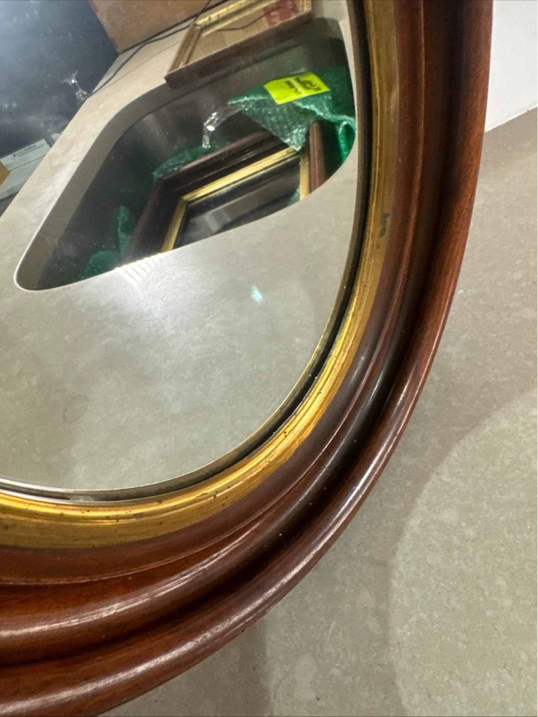 Mirror Glass Works Antique Victorian Walnut Framed Oval Display - photo 2
