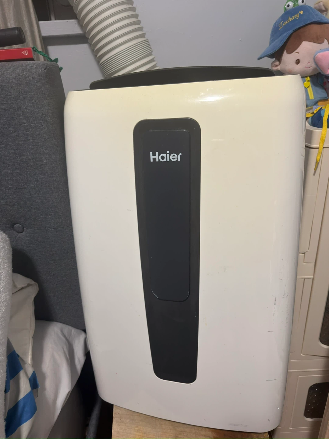 Moving Sale - Haier Portable Air Conditioner - photo 2