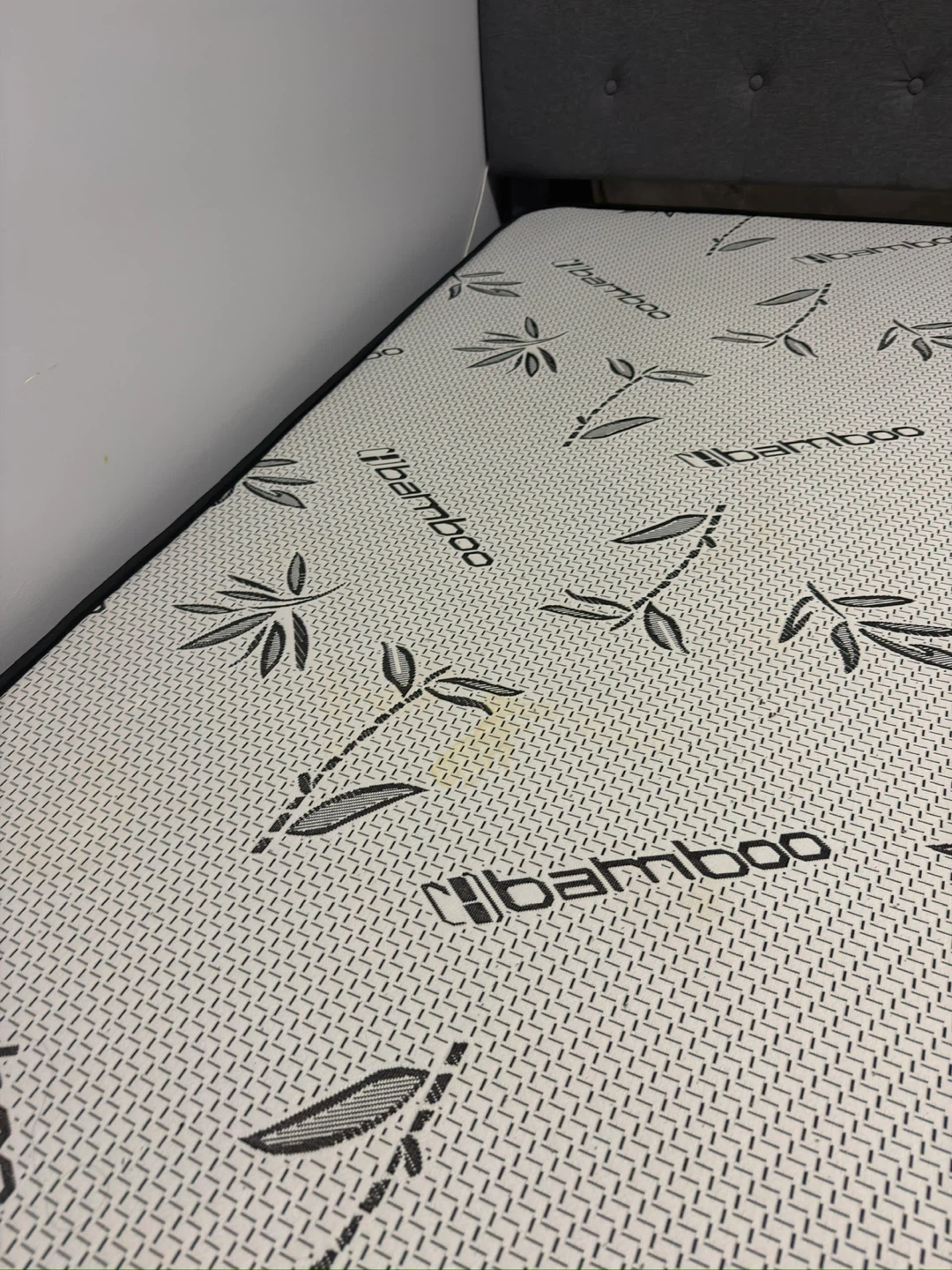 Moving sale Queen Size - Bamboo Mattress and bed frame - photo 5