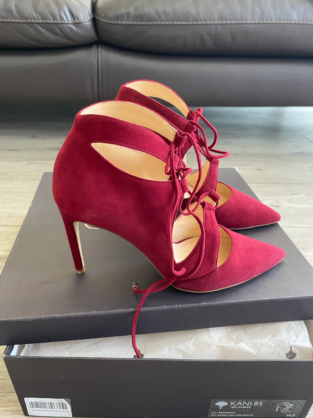 Chelsea Paris Burgundy Suede Heels - photo 2