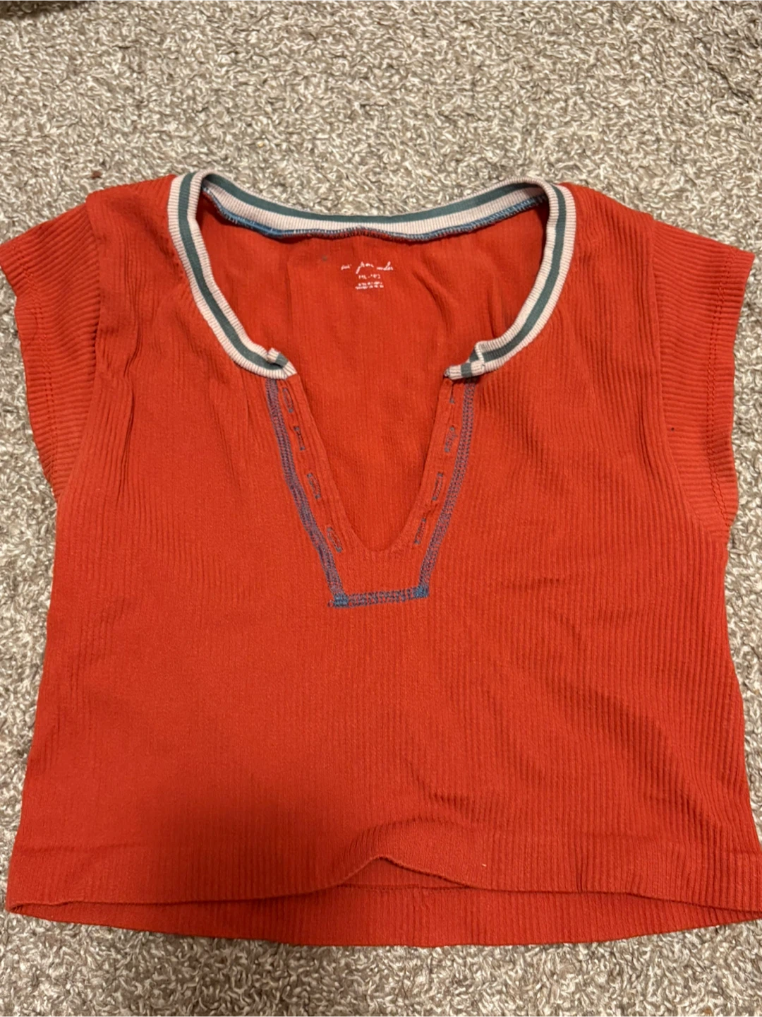 Ribbed V-Neck Top - Red - Size Medium
