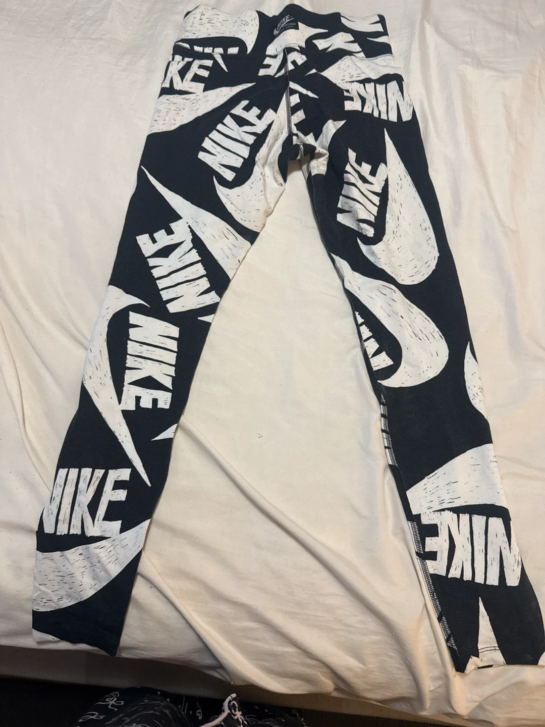 Nike All Over Print Leggings - photo 2