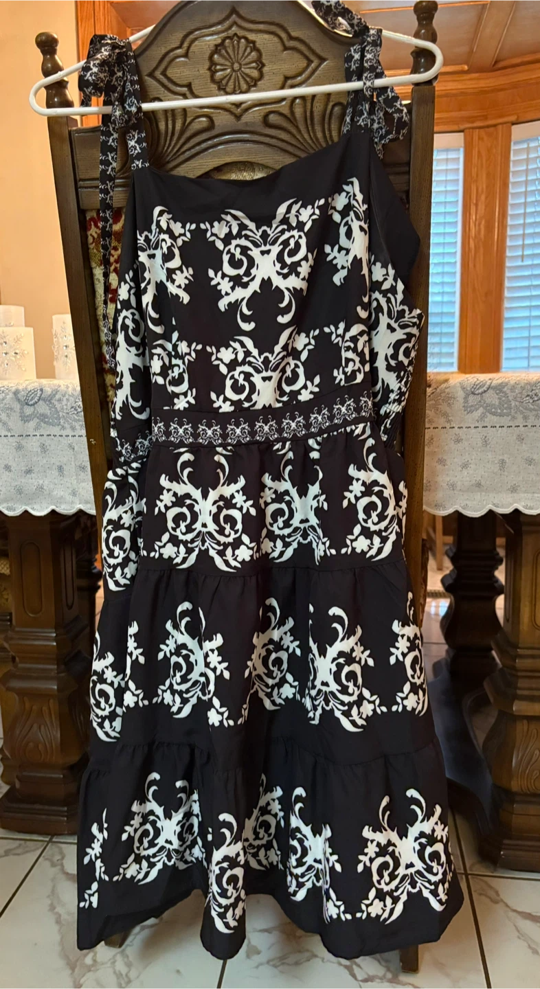 Black and White Floral Sundress