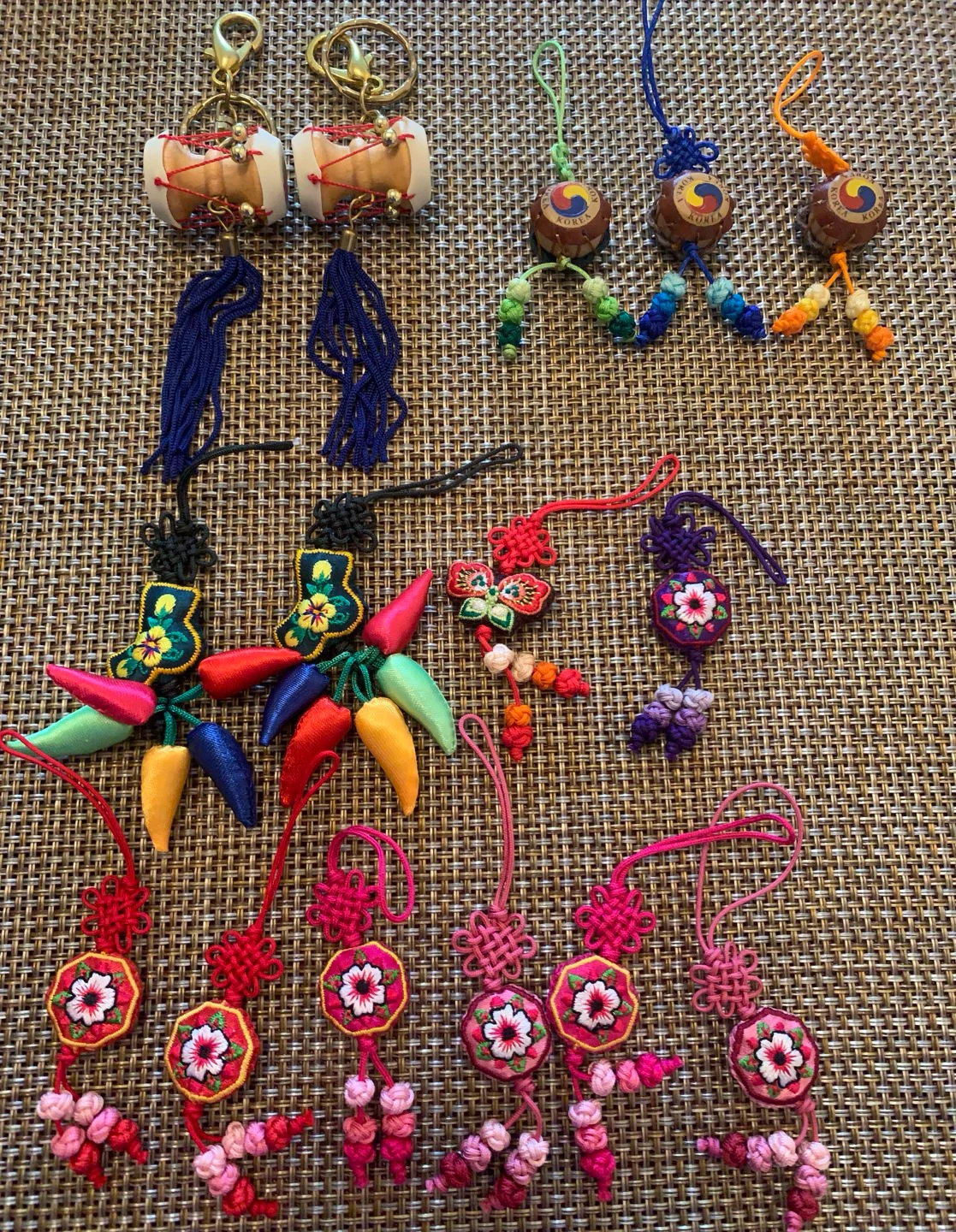 Assorted Korean Traditional Knots and Charms - photo 3