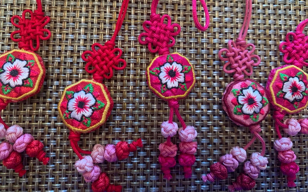 Assorted Korean Traditional Knots and Charms - photo 5