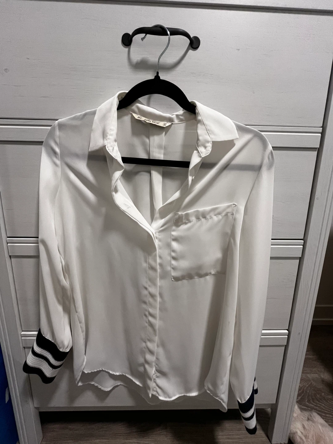 Zara Basic White Button-Up Shirt with Striped Cuffs