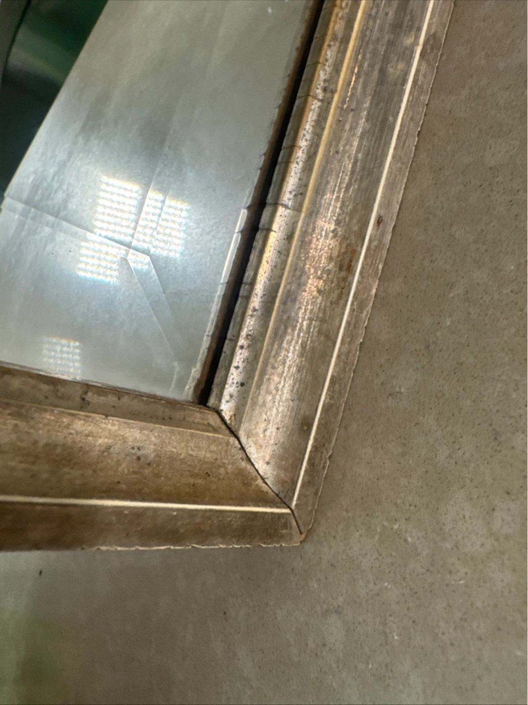 ANTIQUE WOOD FRAMED BEVELED EDGE MIRROR - photo 4