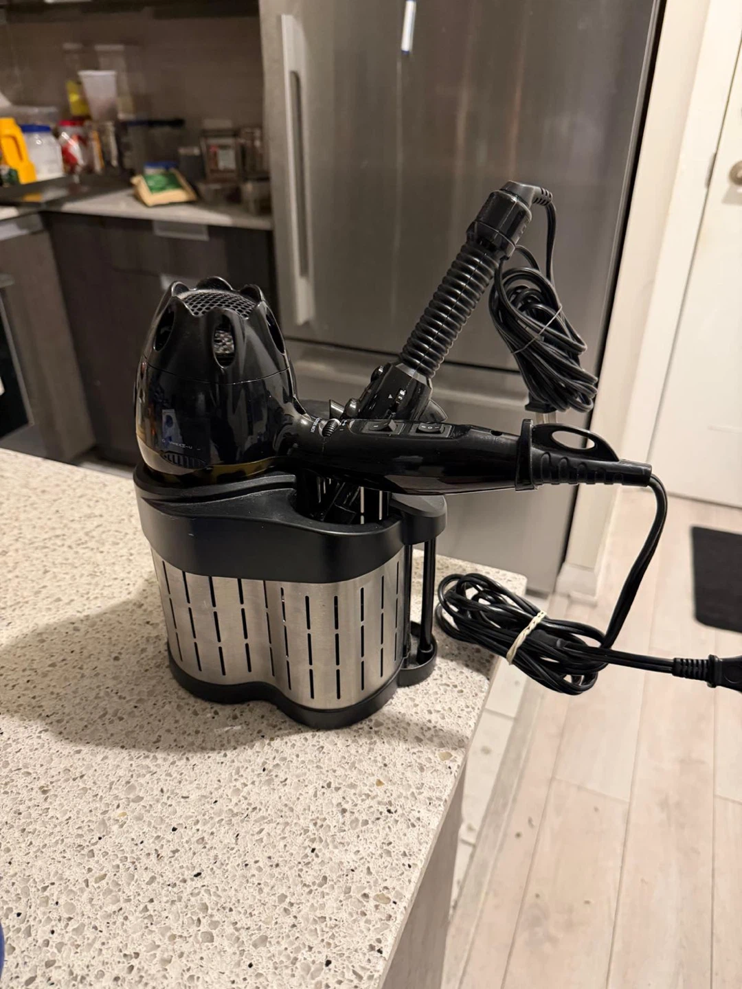 Revlon 1875W Ionic Hair Dryer with Styling Concentrator - photo 2