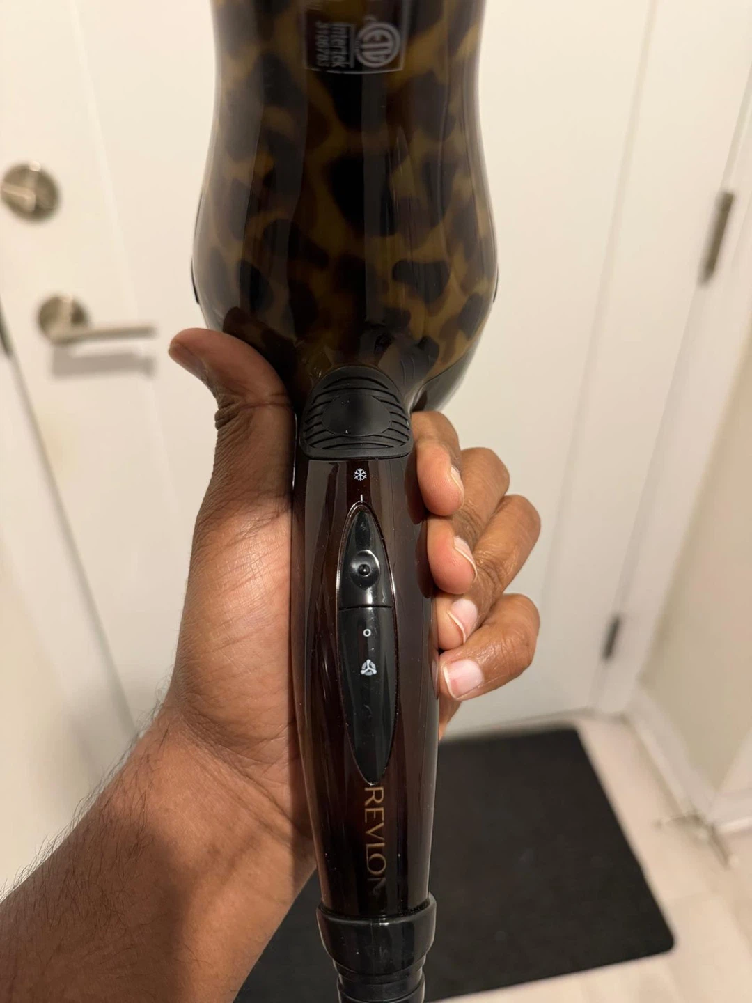 Revlon 1875W Ionic Hair Dryer with Styling Concentrator - photo 3