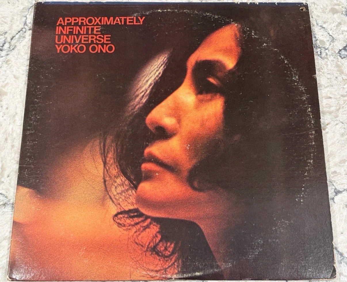 Yoko Ono Approx Infinite Universe 1972 2LP Record (SVBB 3399)