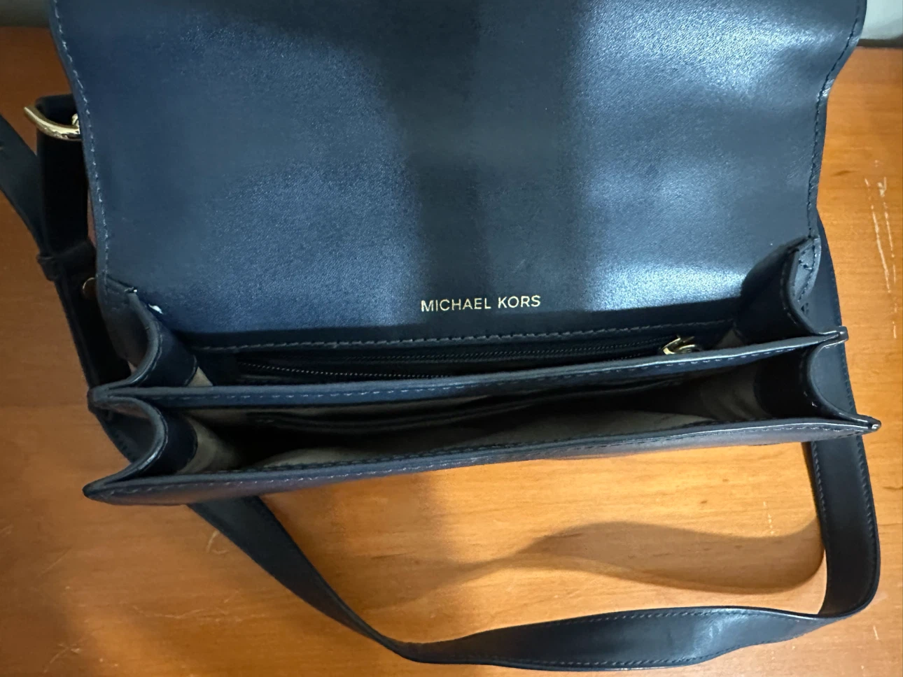 Michael Kors Navy Leather Crossbody Bag - photo 2