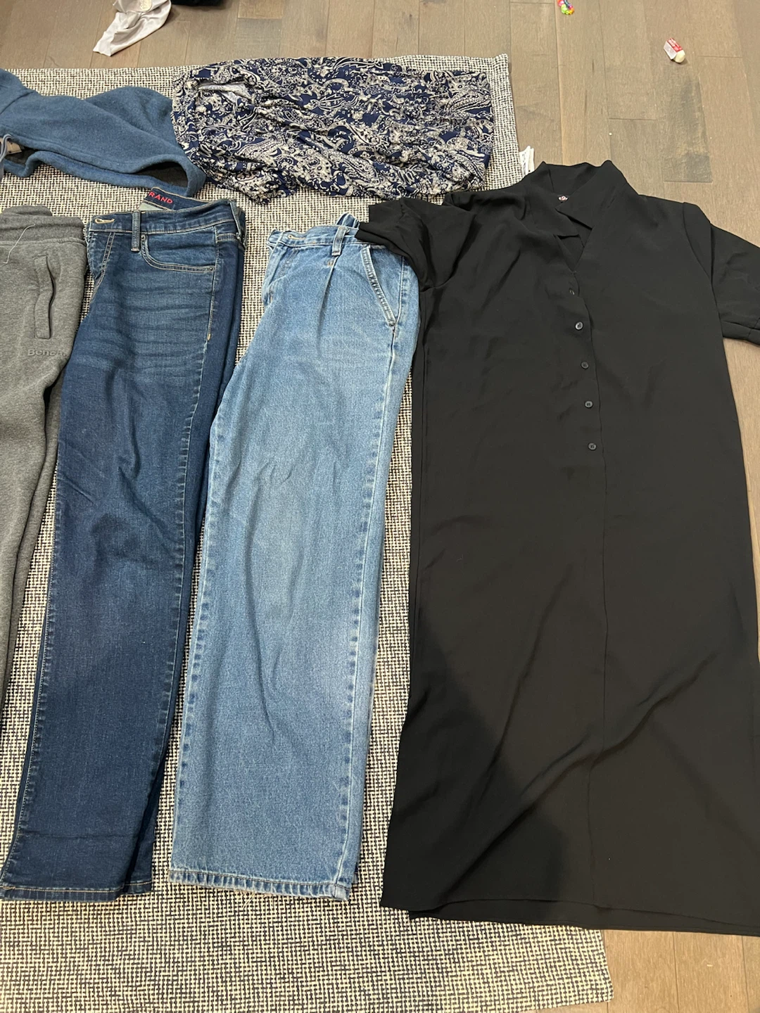 Woman pants and winter leggings - photo 4