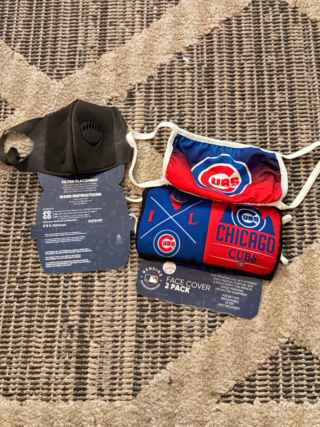 Chicago Cubs Face Cover 2 Pack Plus Black Mask with a Filter - photo 2