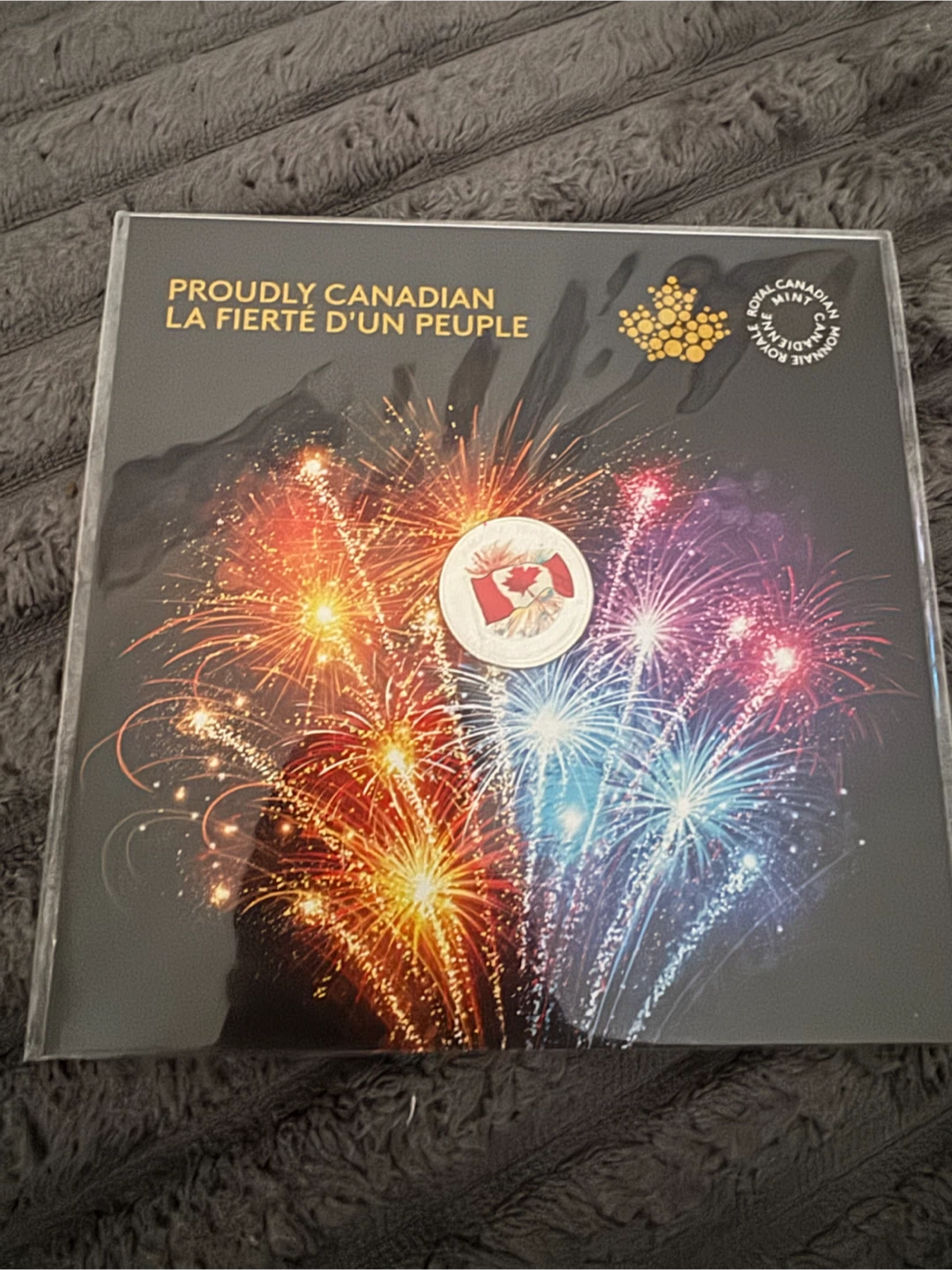 Royal Canadian Mint 2022 $5 Fine Silver Coin - photo 5