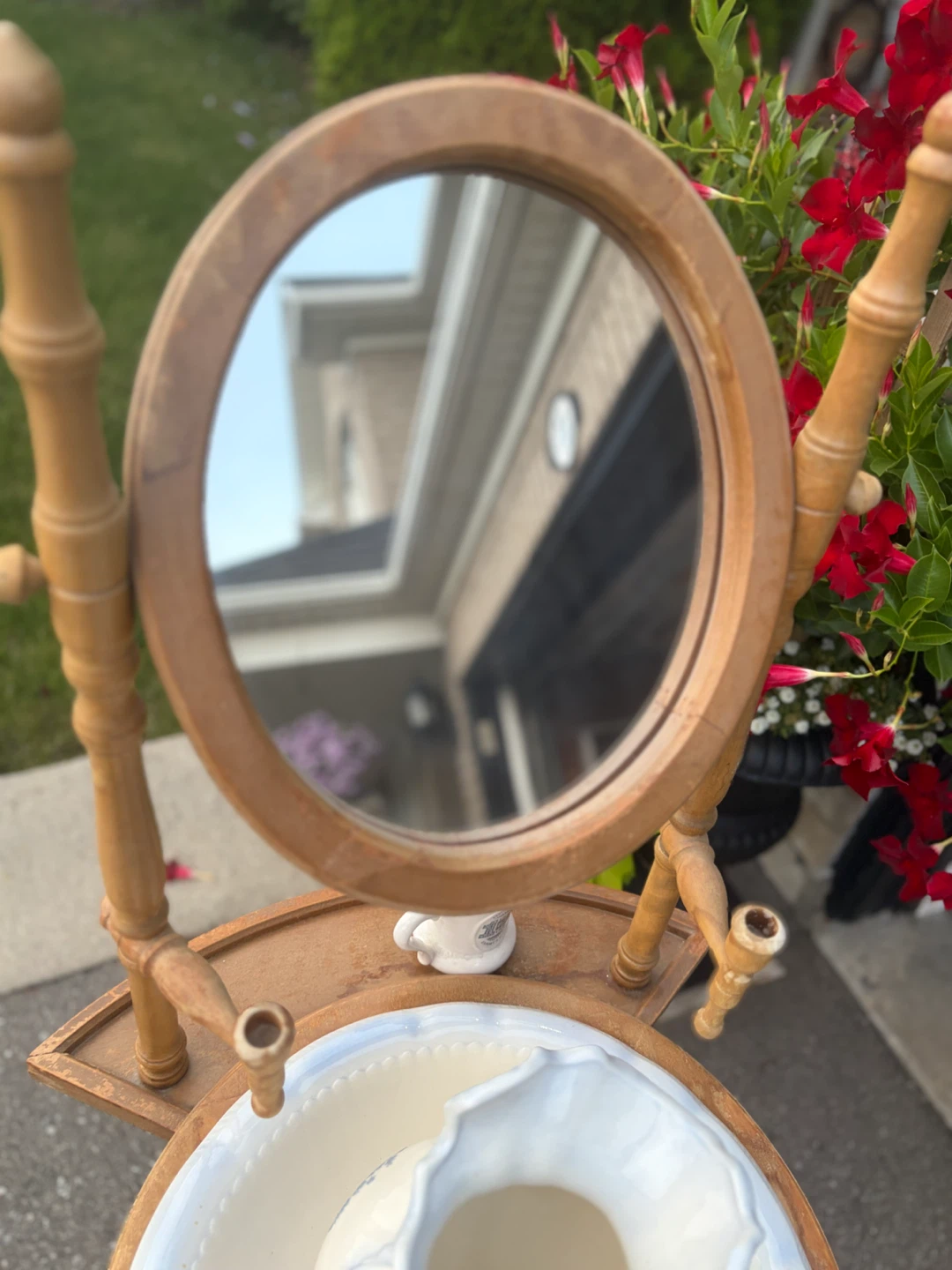 Antique Wash Basin Set with Mirror - photo 2