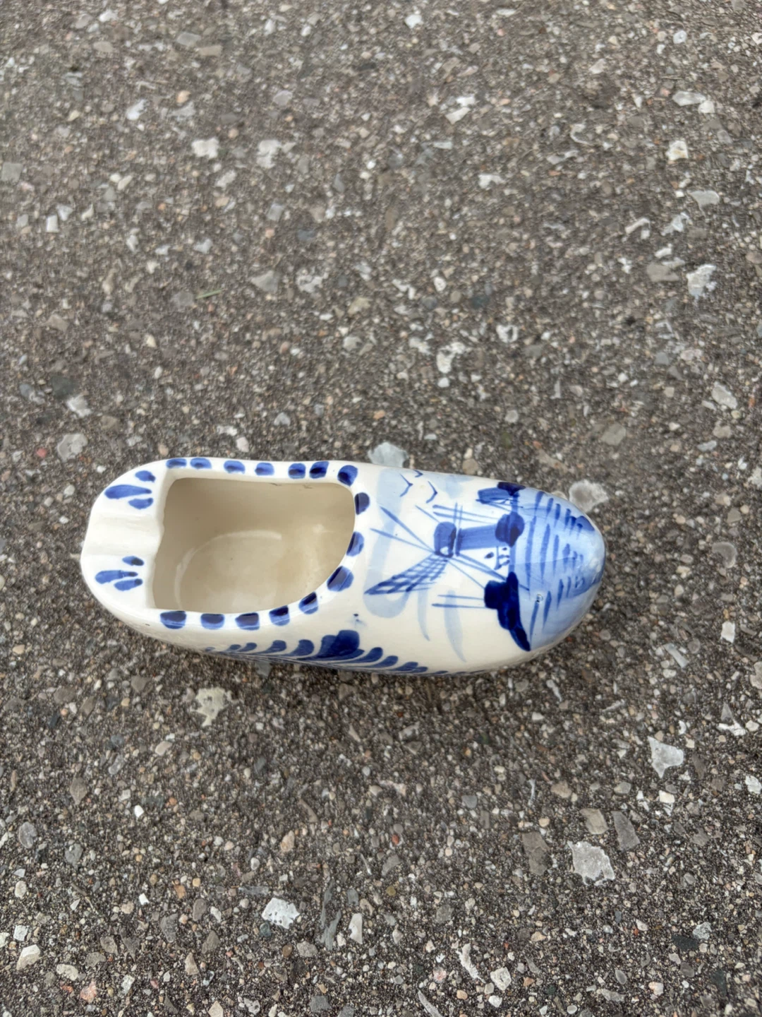 Ceramic Clog Ashtray - photo 2