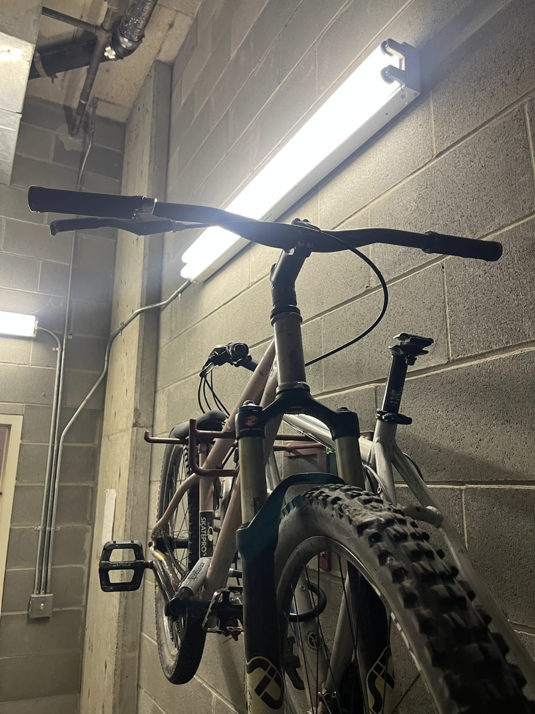 Custom Dirt Jumper Bike - photo 3