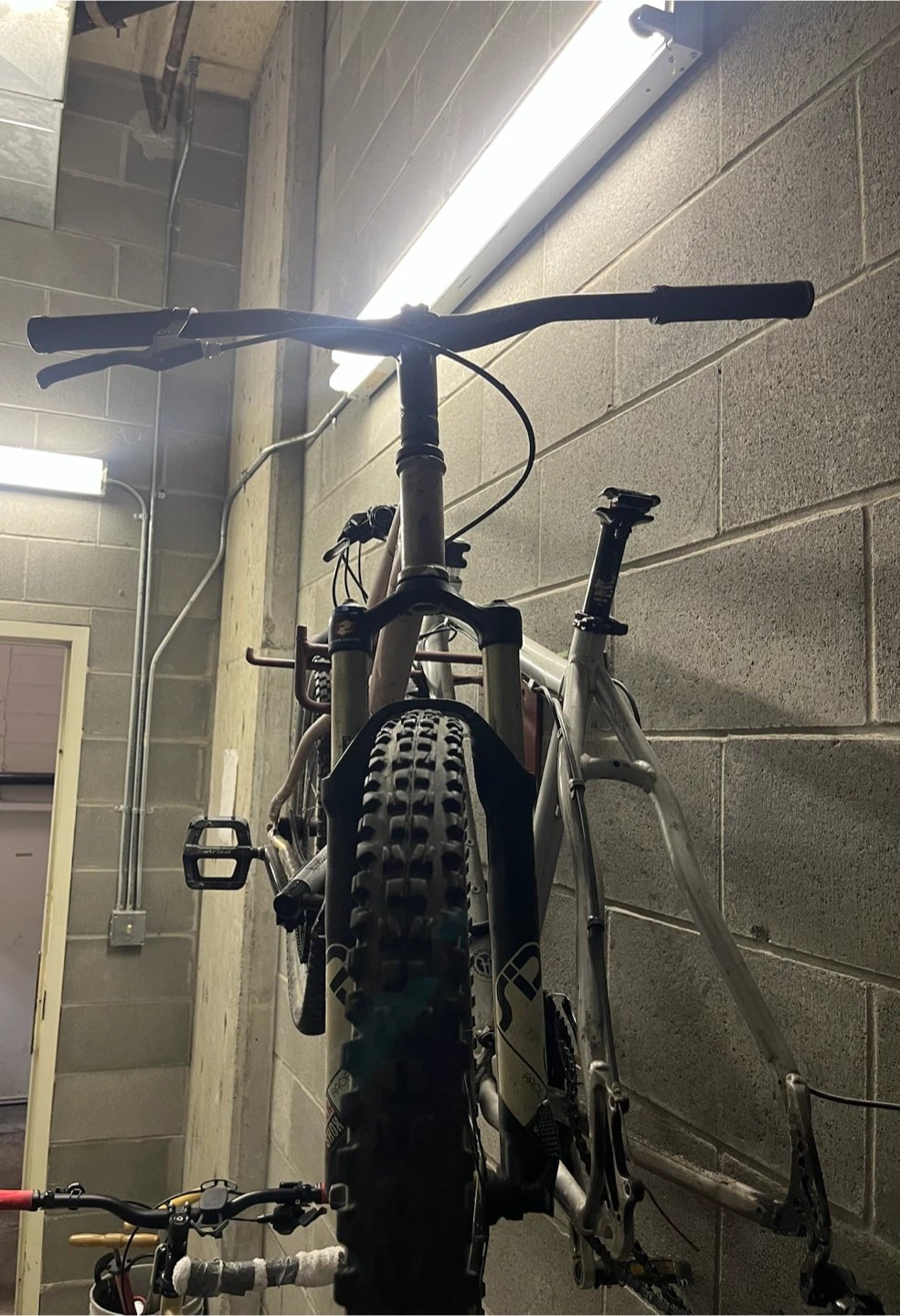 Custom Dirt Jumper Bike - photo 4